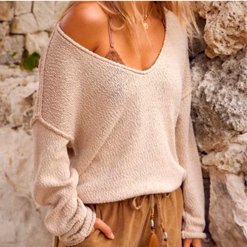 NWT Aerie Oversized Voop Sweater‎ oversized Large
